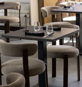 Hôtel Restaurant LA PLACE